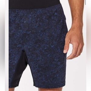 Lululemon T.H.E. Short *Linerless 7" size S